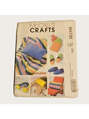Vintage McCall's Sewing Pattern M4738 Fleece Gift Items Slippers Pillows Uncut
